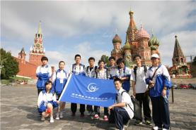 航天班学生赴俄游学，参观彼得大帝夏宫及其夏花园