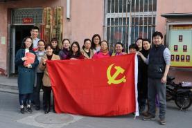 共创首都文明示范区，北京十二中党员教师在行动